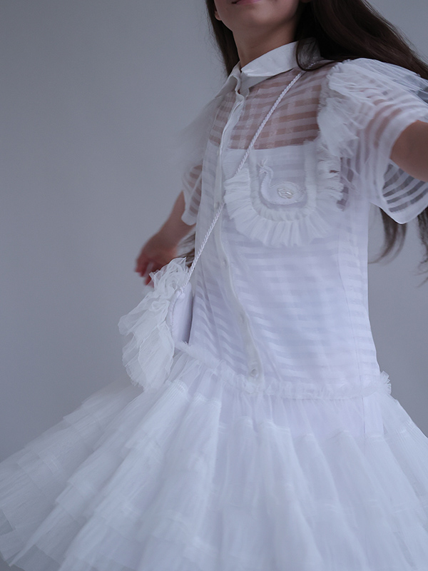 Нарядное десткое платье "Лебедь"