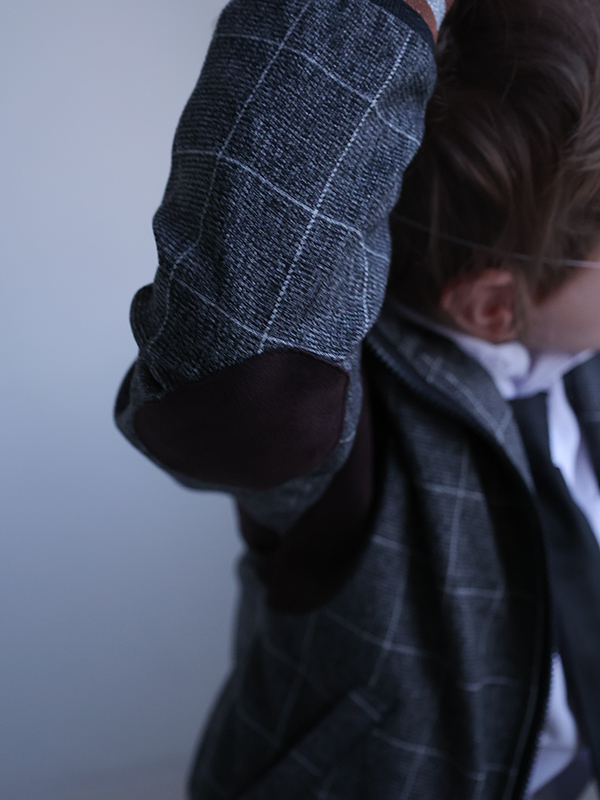 Нарядный детский костюм для мальчика - брюки + куртка-бомбер