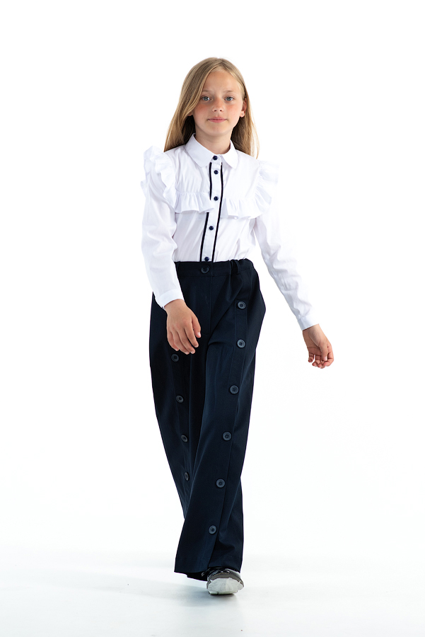 Хлопковая белая школьная блузка с воланом на лифе