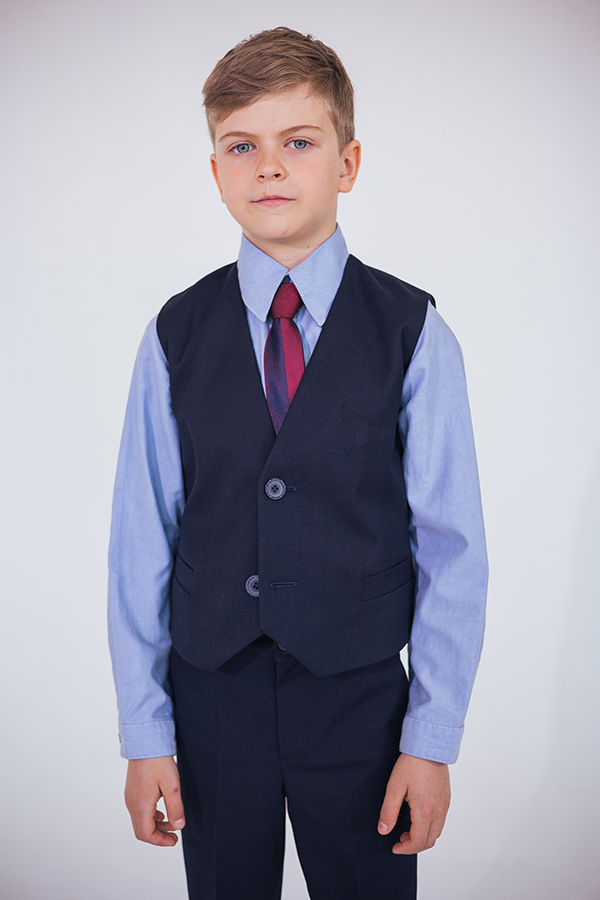 Классический школьный жилет для мальчика
