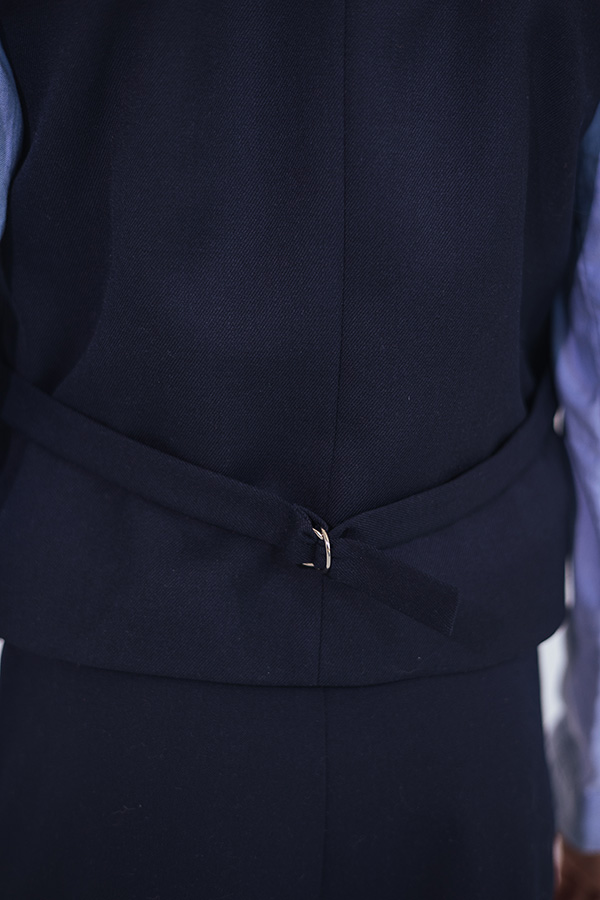 Классический школьный жилет для мальчика