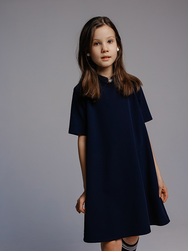 Синее школьное платье-трапеция с воротником-стойкой
