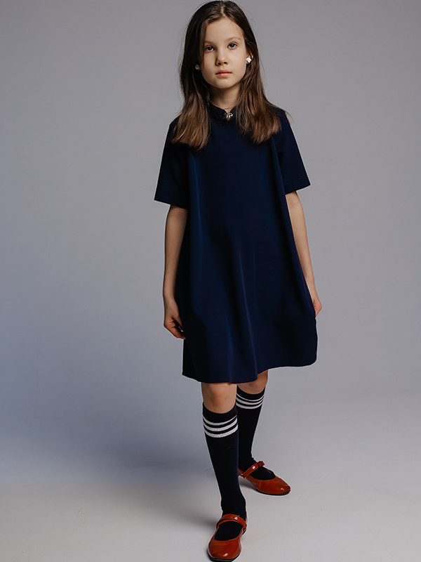 Синее школьное платье-трапеция с воротником-стойкой