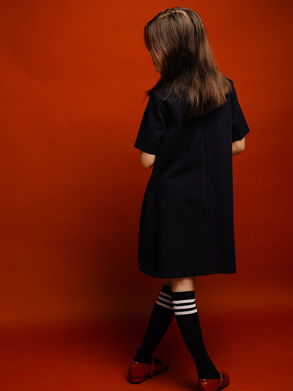 Синее школьное платье-трапеция с воротником-стойкой