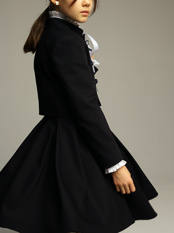 Нарядный синий школьный жакет с застежкой-бантами на девочку