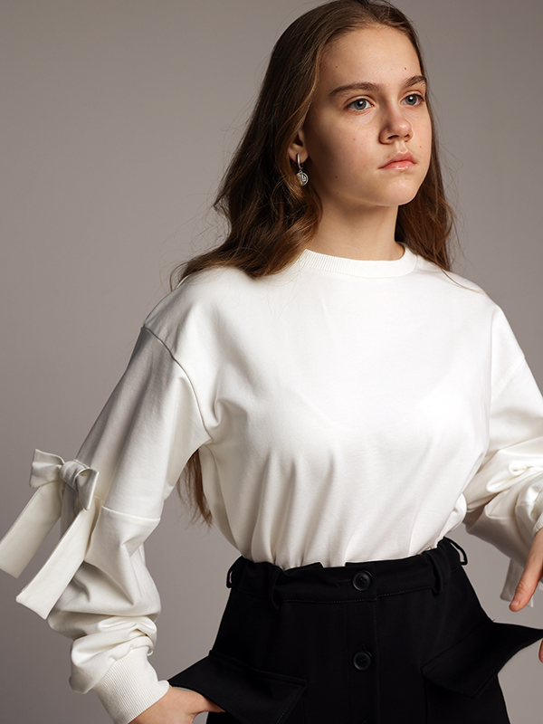 Синяя школьная юбка-трапеция с накладными карманами с застежкой на пуговицах