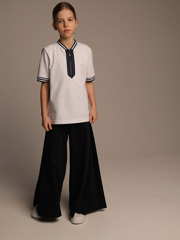 Белая футболка с молнией и контрастным воротником на девочку