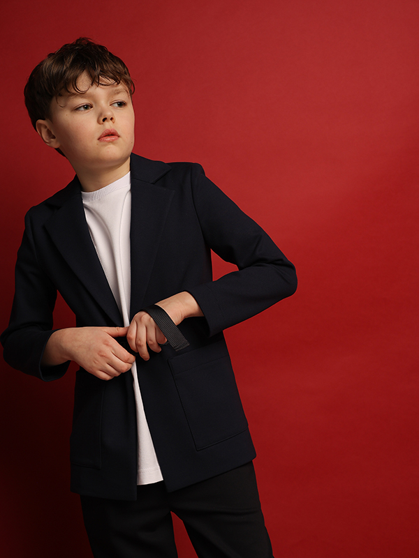 Нарядный синий школьный пиджак-кардиган на мальчика с регулирующейся застежкой