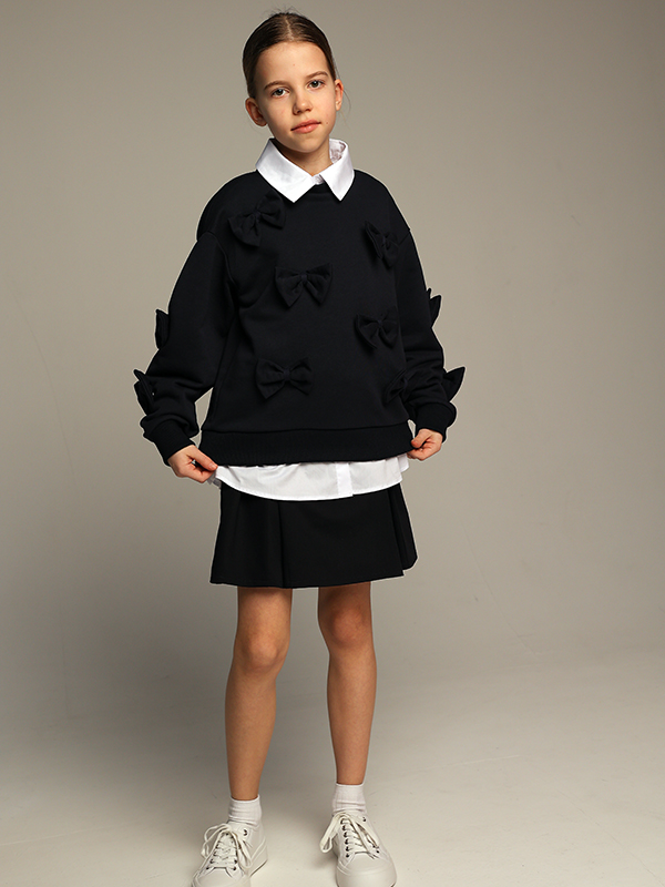 Синий школьный свитшот с бантами на девочку