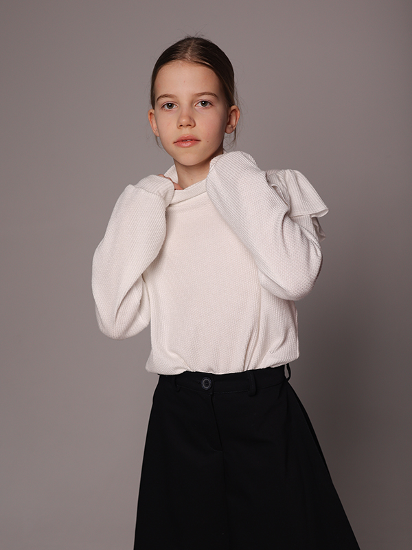 Бадлон в рубчик с крылышками на плечах