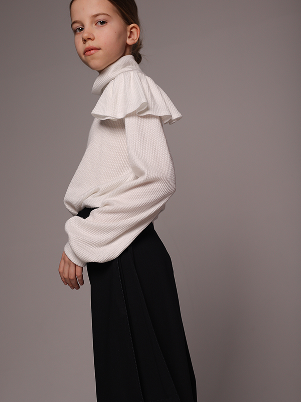 Бадлон в рубчик с крылышками на плечах