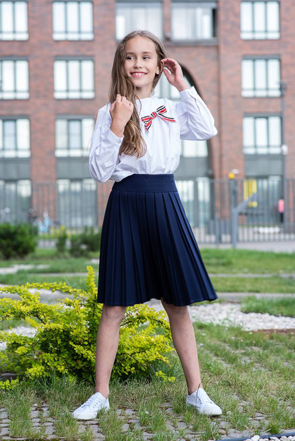 Синяя школьная юбка на девочку на кокетке со складками