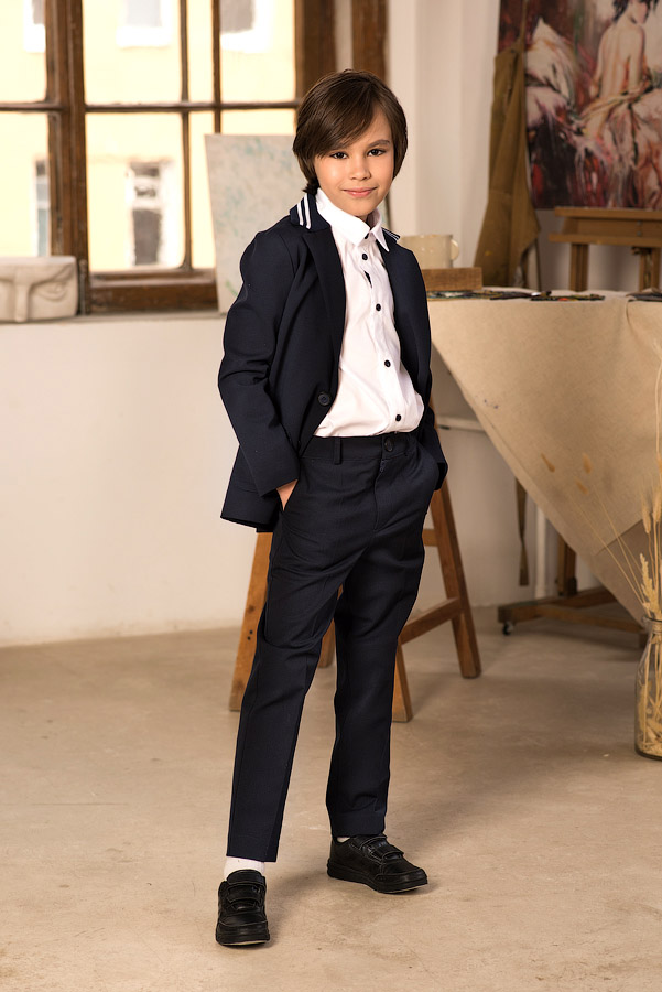 Классические синие школьные брюки для мальчика