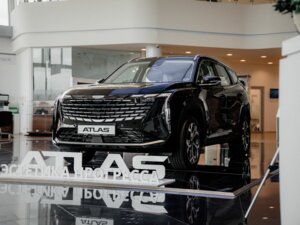 Новый Geely Atlas 2025 2.0 AT (200 л.с.) 4WD Flagship  - фото 1