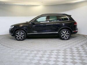 Volkswagen Touareg 2018 3.6 AT (249 л.с.) 4WD Wolfsburg Edition c пробегом - фото 8