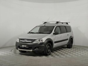 Lada (ВАЗ) Largus 2017 Cross 1.6 MT (102 л.с.) Luxe (5 мест) (2015-2017) c пробегом - фото 1