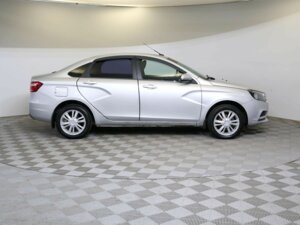 Lada (ВАЗ) Vesta 2017 1.6 AMT (106 л.с.) Luxe Multimedia (2016-2018) c пробегом - фото 4