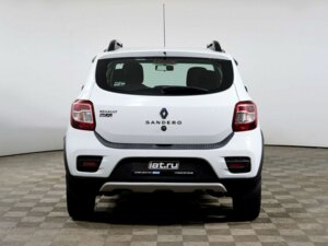 Renault Sandero 2018 Stepway 1.6 MT (82 л.с.) Stepway Drive c пробегом - фото 6