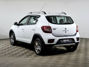 Renault Sandero 2018 Stepway 1.6 MT (82 л.с.) Stepway Drive c пробегом - фото 7