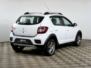 Renault Sandero 2018 Stepway 1.6 MT (82 л.с.) Stepway Drive c пробегом - фото 5
