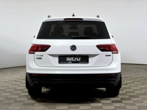 Volkswagen Tiguan 2019 1.4 AMT (150 л.с.) 4WD Winter Edition c пробегом - фото 6