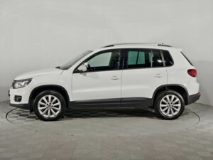Volkswagen Tiguan 2016 1.4 MT (122 л.с.) Avenue c пробегом - фото 2