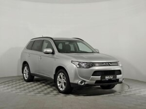 Mitsubishi Outlander 2014 3.0 AT (230 л.с.) 4WD Instyle c пробегом - фото 3