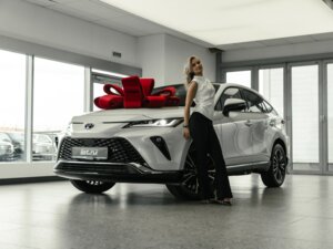 Новый Toyota Venza 2024 2.0 CVT (171 л.с.) 4WD Extreme Edition  - фото 2
