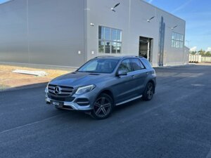 Mercedes-Benz GLE 2015 300 3.5 AT (249 л.с.) 4WD GLE 300 4MATIC Особая серия c пробегом - фото 1