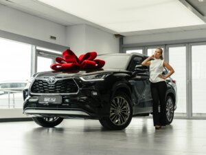 Новый Toyota Highlander 2026 2.0 AT (248 л.с.) 4WD Premium  - фото 1