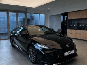 Новый Toyota Camry 2026 2.0hyb CVT (197 л.с.) Sport PLUS  - фото 4