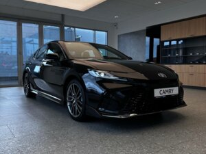 Новый Toyota Camry 2026 2.0hyb CVT (197 л.с.) Sport PLUS  - фото 3