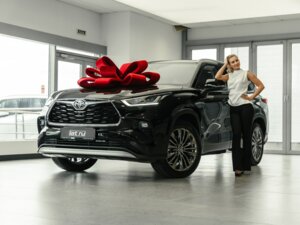 Новый Toyota Highlander 2026 2.0 AT (248 л.с.) 4WD Premium  - фото 1