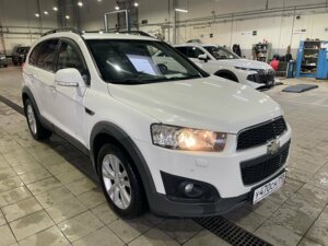 Chevrolet Captiva 2014 2.2d AT (184 л.с.) 4WD LT+ 5 seats c пробегом - фото 3