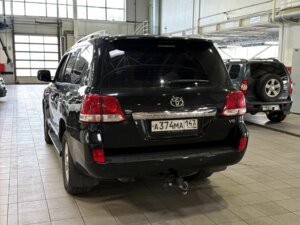 Toyota Land Cruiser 2011 4.5d AT (235 л.с.) 4WD Люкс (юбилейная версия) c пробегом - фото 6