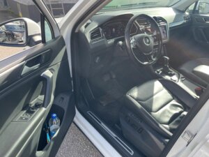 Volkswagen Tiguan 2017 2.0 AMT (180 л.с.) 4WD Highline c пробегом - фото 7