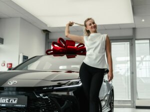 Новый Toyota Camry 2026 2.0hyb CVT (197 л.с.) Sport PLUS  - фото 1