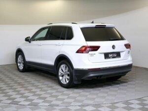 Volkswagen Tiguan 2018 2.0 AMT (180 л.с.) 4WD Comfortline c пробегом - фото 7