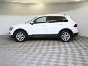 Volkswagen Tiguan 2018 2.0 AMT (180 л.с.) 4WD Comfortline c пробегом - фото 8