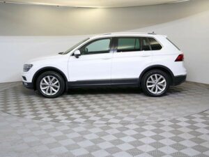 Volkswagen Tiguan 2017 2.0 AMT (180 л.с.) 4WD Highline c пробегом - фото 8