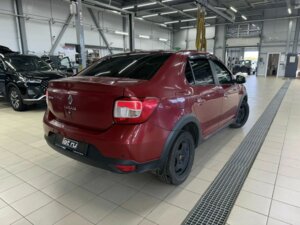 Renault Logan 2018 Stepway 1.6 CVT (113 л.с.) Stepway Life City c пробегом - фото 2