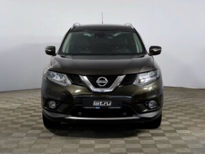 Nissan X-Trail 2015 2.5 CVT (171 л.с.) 4WD LE c пробегом - фото 2