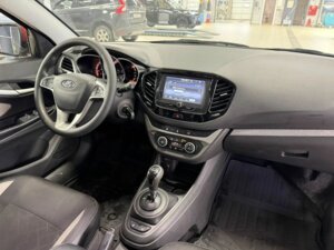 Lada (ВАЗ) Vesta 2019 SW Cross 1.8 AMT (122 л.с.) Luxe Multimedia (2017-2019) c пробегом - фото 3