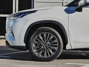 Новый Toyota Highlander 2026 2.0 AT (248 л.с.) 4WD Premium  - фото 8