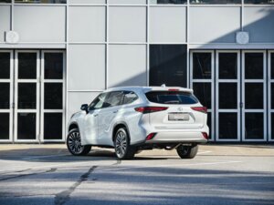 Новый Toyota Highlander 2026 2.0 AT (248 л.с.) 4WD Premium  - фото 7