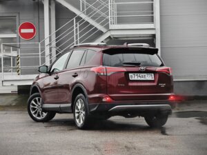 Toyota RAV4 2017 2.5 AT (180 л.с.) 4WD Престиж c пробегом - фото 5
