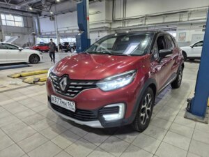 Renault Kaptur 2020 1.3 CVT (150 л.с.) 4WD Intense c пробегом - фото 3