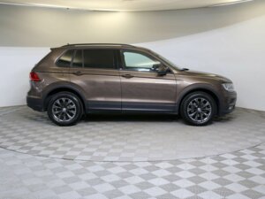 Volkswagen Tiguan 2020 1.4 AMT (150 л.с.) 4WD Comfortline c пробегом - фото 4