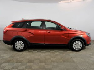 Lada (ВАЗ) Vesta 2019 SW Cross 1.8 AMT (122 л.с.) Luxe Multimedia (2017-2019) c пробегом - фото 4