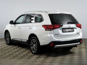 Mitsubishi Outlander 2015 2.0 CVT (146 л.с.) 4WD Instyle 2017 c пробегом - фото 7